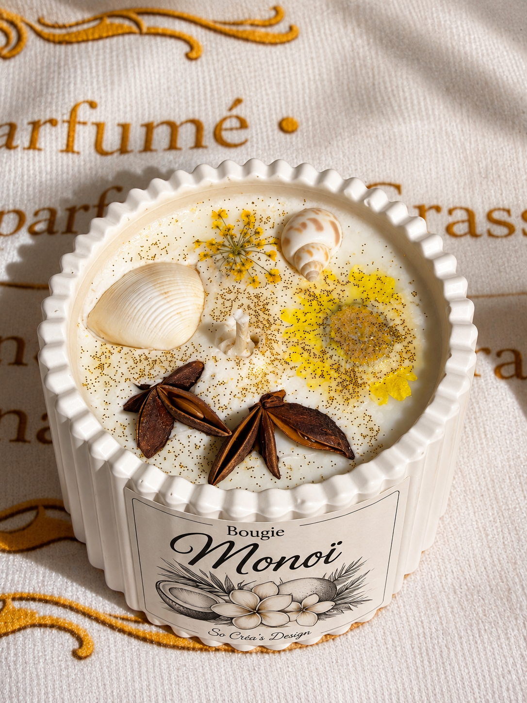 Bougie parfumée aux fleurs séchées