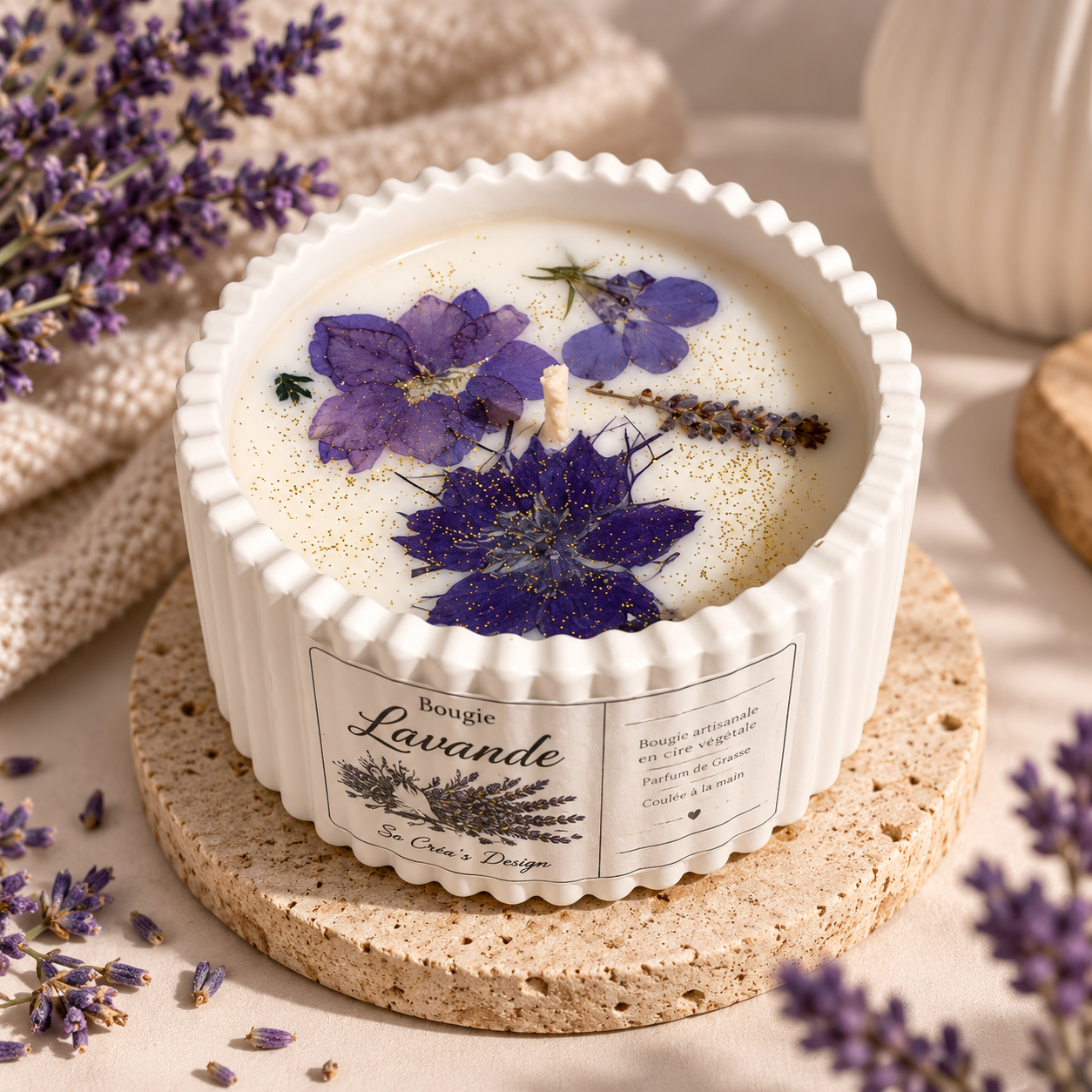 Bougie parfumée aux fleurs séchées